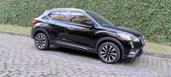 NISSAN KICKS 1.6 16V FLEXSTART SL 4P XTRONIC